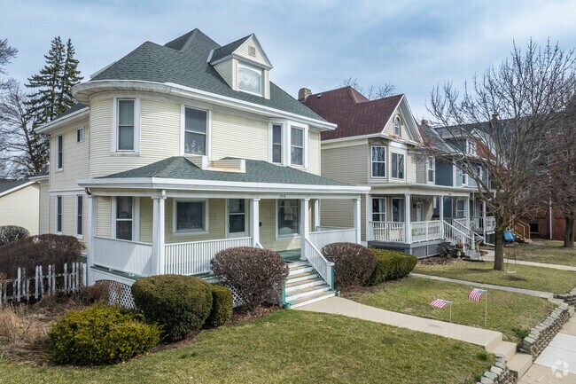 90% of homes in Riverview are considered rentals.