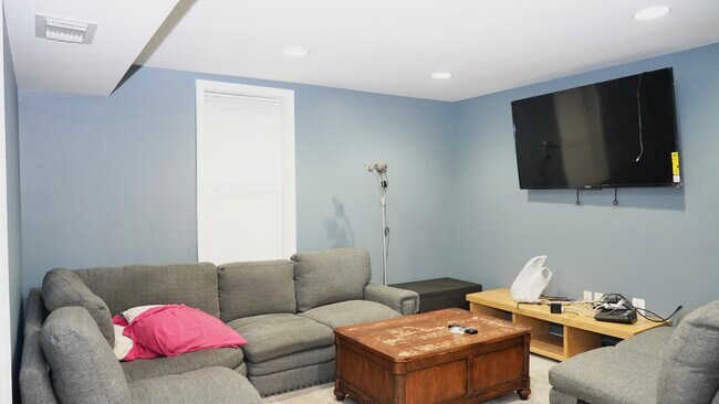 1516 Gridley Ln unit LL, Silver Spring, MD 20902 - photo 5