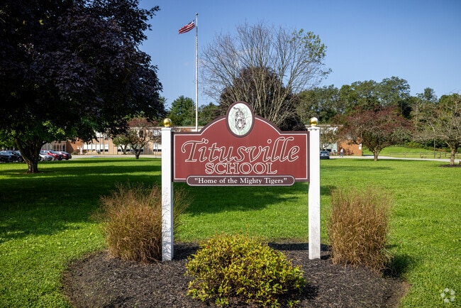 Titusville Intermediate School has 409 students in grades 3-5.