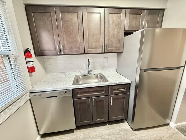 Bucks Meadow Apartments, Bensalem, PA 19020 - photo 3