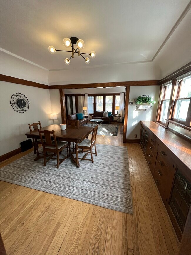 6235 W Lloyd St, Milwaukee, WI 53213 - photo 5