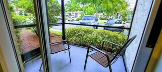 701 Gardens Dr, Pompano Beach, FL 33069