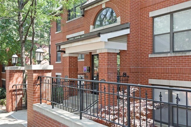 935 Washington St unit 104, Kansas City, MO 64105 - photo 2