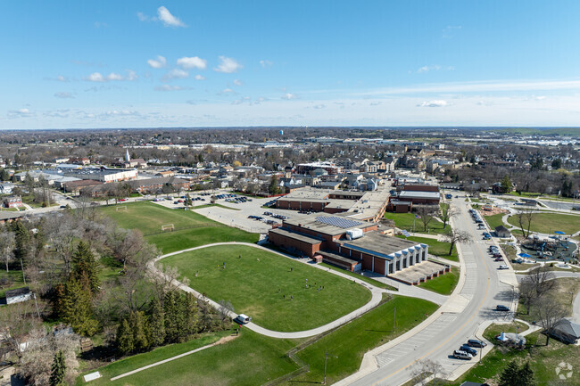 Students can enjoy the large campus at North Middle School.