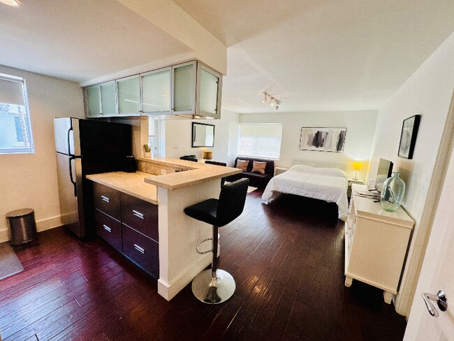 741 6th St unit 102W, Miami Beach, FL 33139 - photo 6