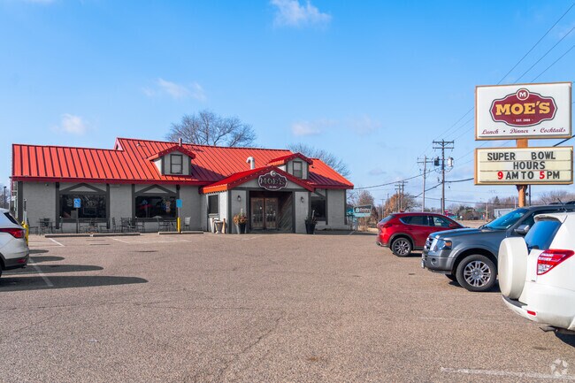 Moe's American Grill provides a sports bar, food and live entertainment.