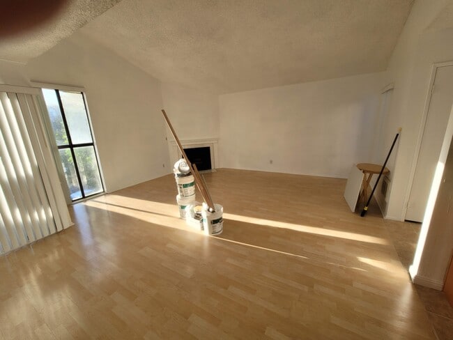 10521 National Blvd unit 10521 National Blvd, Los Angeles, CA 90034 - photo 2