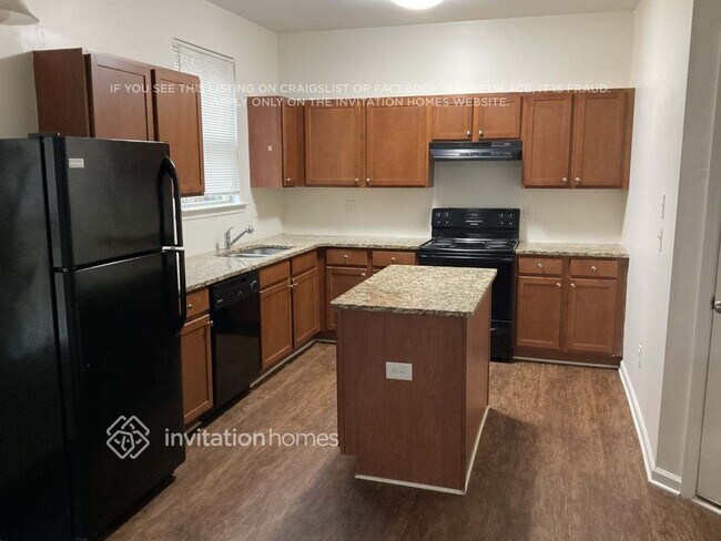 1472 Ewing Farm Dr, Loganville, GA 30052 - photo 3