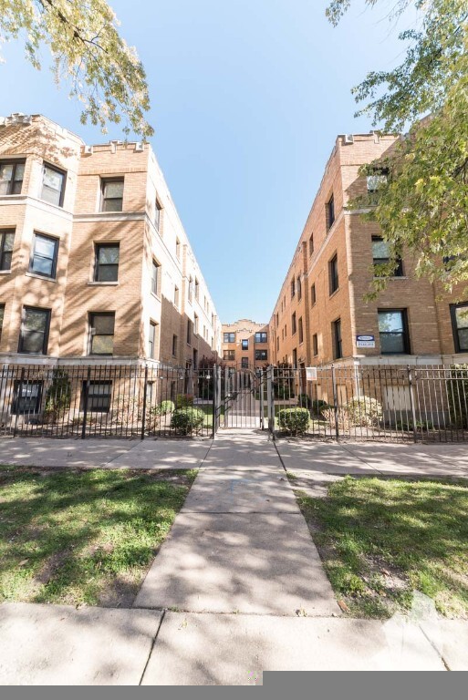 2615 N Spaulding Ave Unit 2619-1E, Chicago, IL 60647