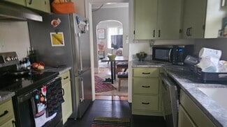 2125 Church St SE, Salem, OR 97302