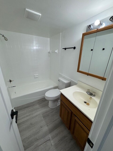 595 Wagner Dr unit 13, Battle Creek, MI 49017 - photo 6