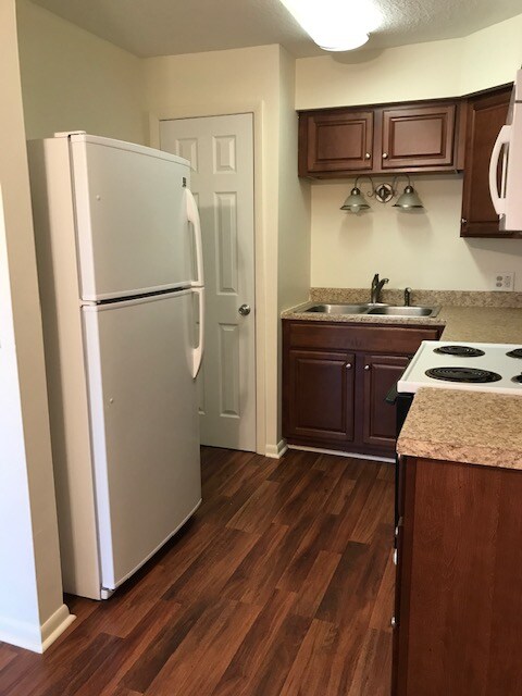 634 W Foulke Ave unit 4, Findlay, OH 45840 - photo 1