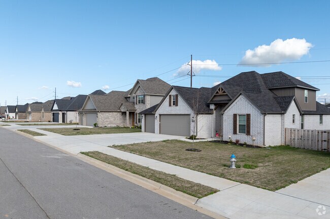 Newer single family homes are currently under development in Springdale.