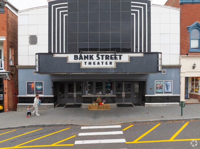 Bank Street Theater showcases films in a beloved 1902 landmark.