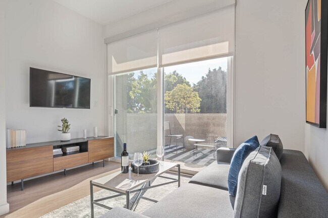 8820 Belford Ave unit 3062, Los Angeles, CA 90045 - photo 5