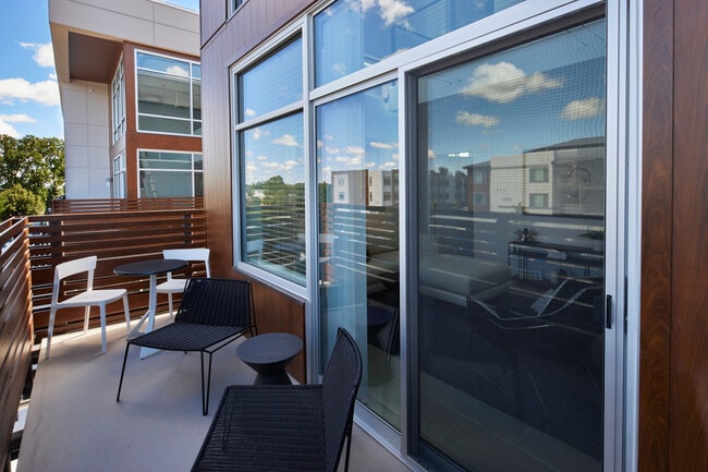 Uptown Ann Arbor, Ann Arbor, MI 48103 - photo 3