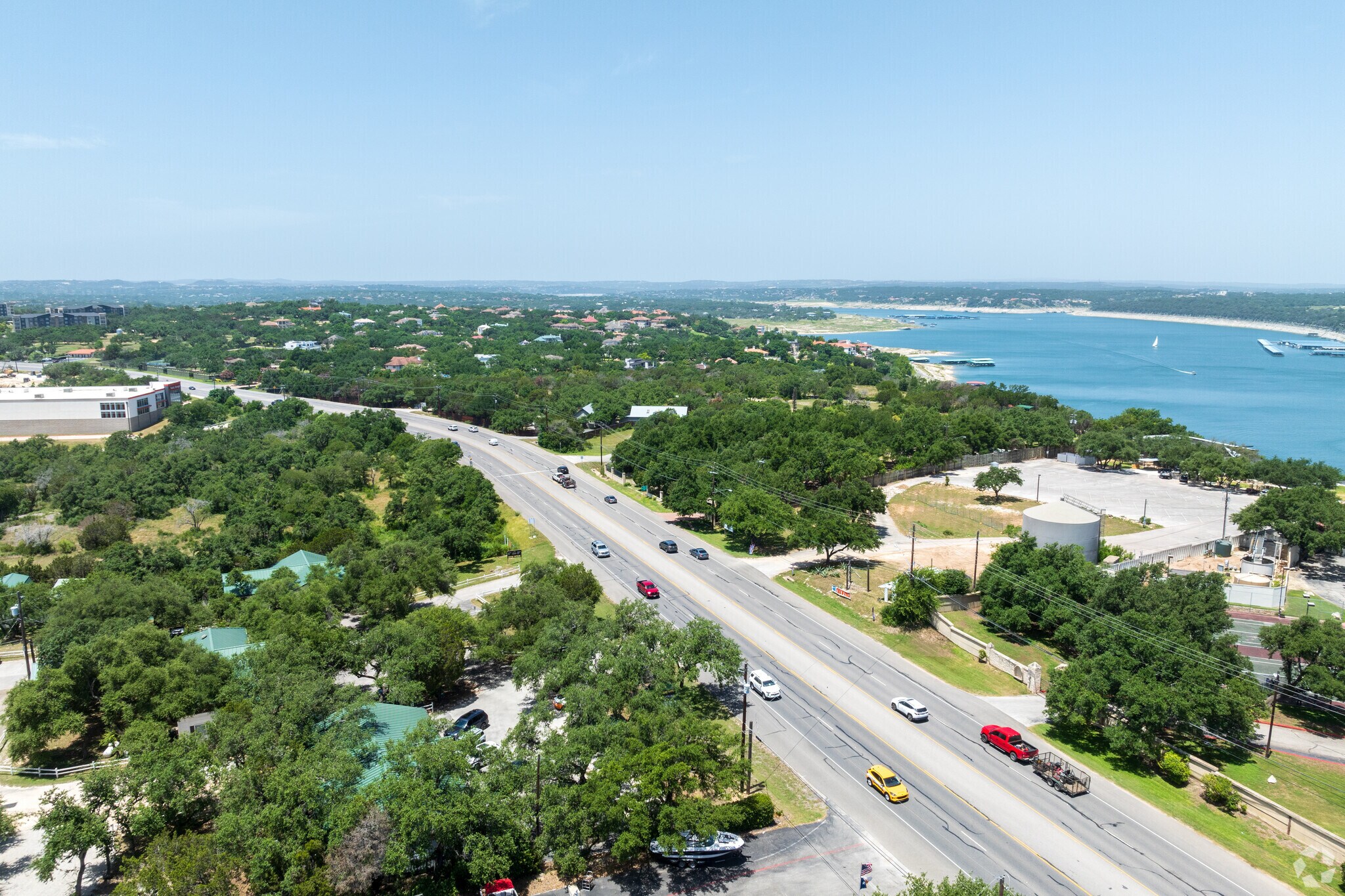 FM 620 is a key route for Apache Shores residents traveling to work or leisure spots.