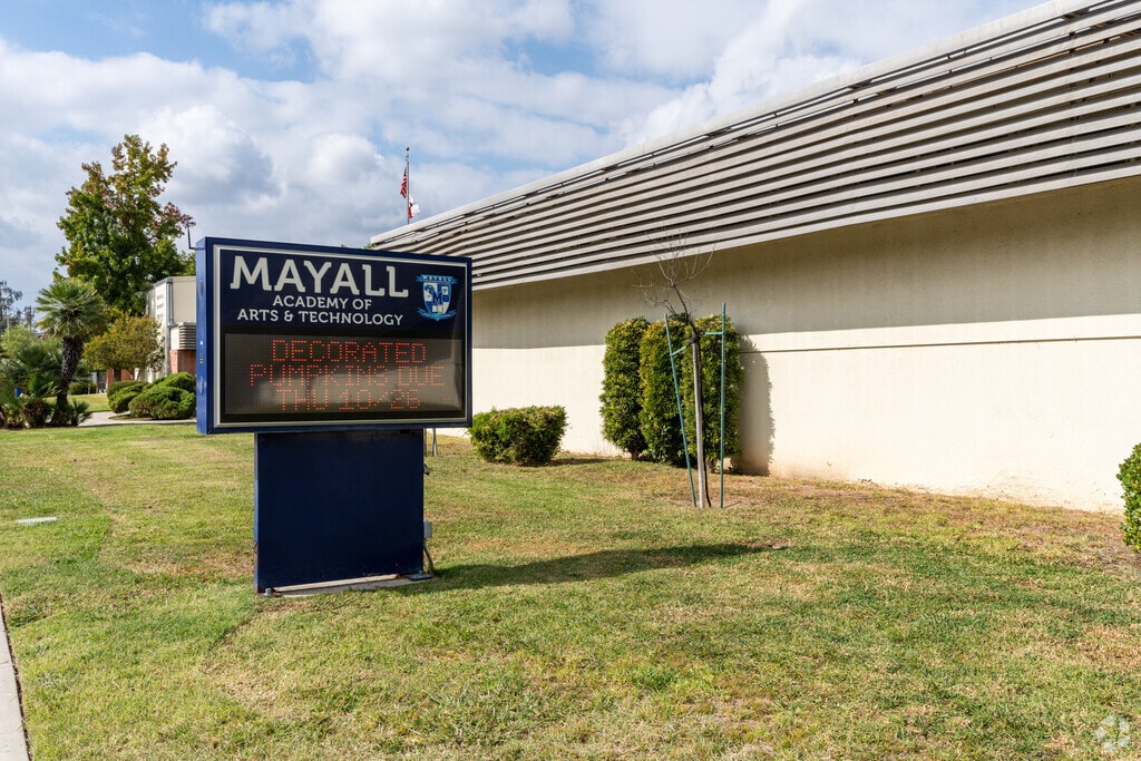 Mayall Street Elementary School serves grades kindergarten through 5th grade.