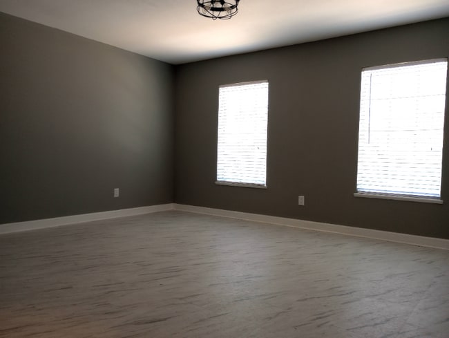 905 12th St unit 4, Galveston, TX 77550 - photo 3