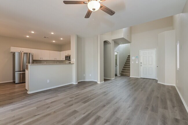 2458 Wrangler Walsh Ln, Henderson, NV 89002 - photo 6