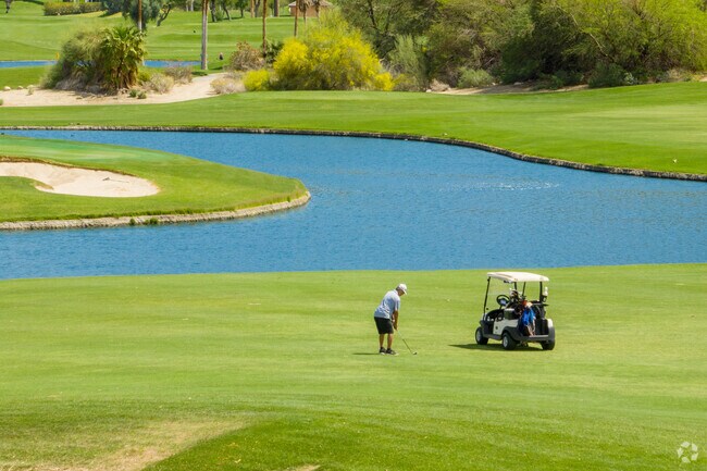 Morning tee times in Canyon Corridor offer cool breezes and peaceful vibes in Palm Springs.