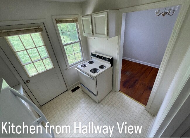 108 Woodmont Cir, Clinton, TN 37716 - photo 7