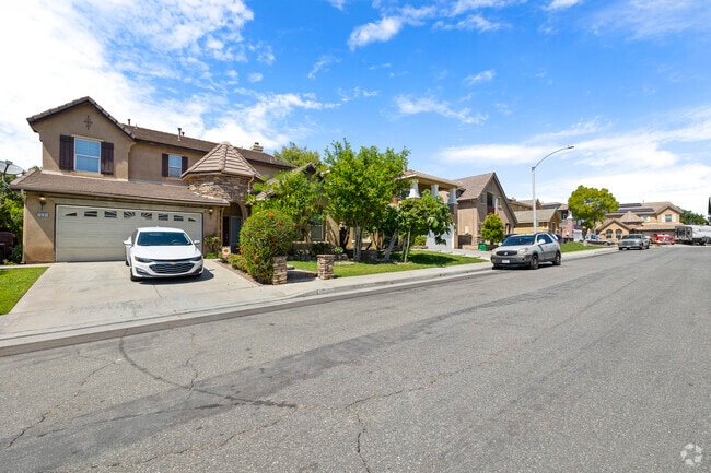 Experience the unique blend of modern living and nature in Hidden Springs homes.