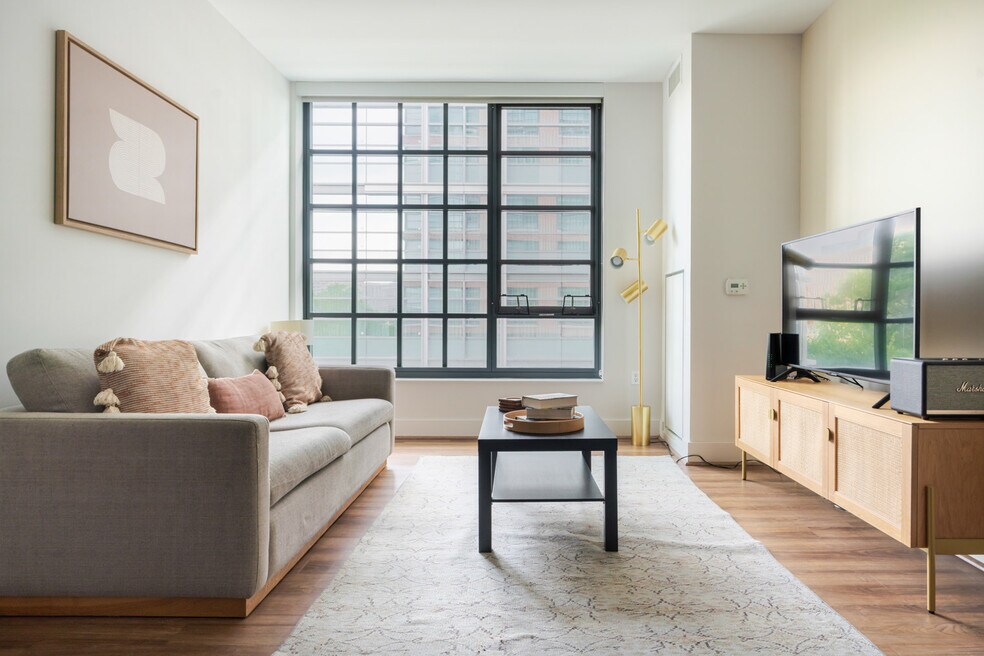 770 Maine Ave SW unit FL7-ID1229, Washington, DC 20024 - photo 1