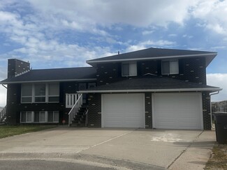 2061 Royal Ct, Rawlins, WY 82301