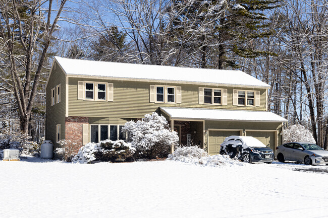 Nestled in the charming town of Poland, this inviting bi-level home offers a comfortable layout.