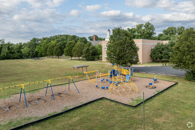 Glenmount Elementary-Middle offers various programs to support student learning.