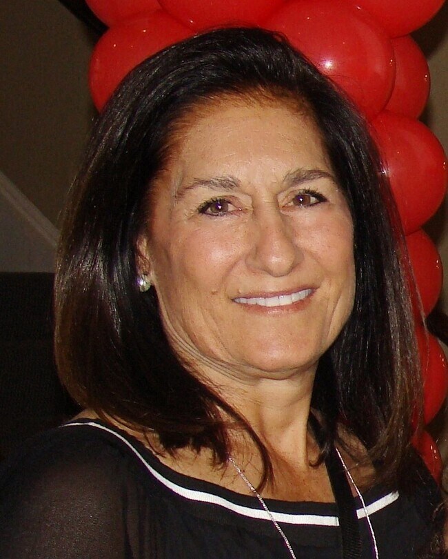 Donna Ang