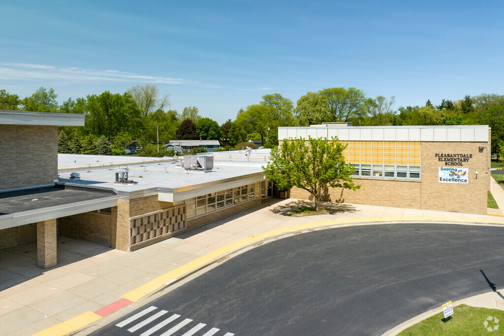 Pleasantdale Elementary School Rankings, Reviews & Demographics