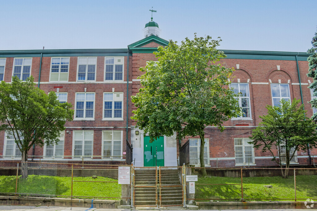 Public School 25, Paterson NJ Rankings & Reviews - Homes.com