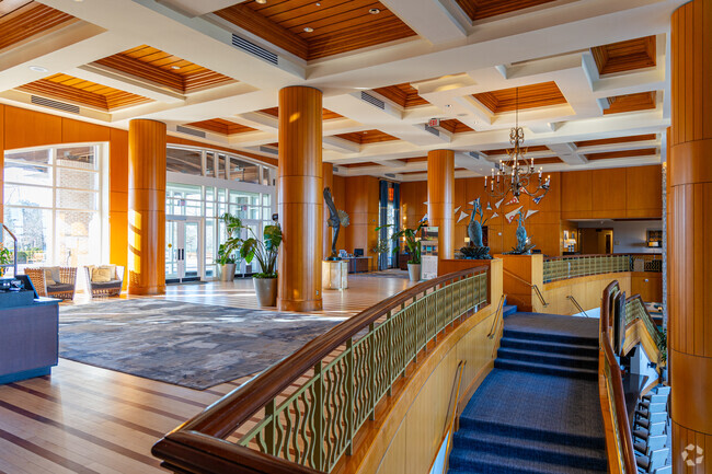 Experience the charm of Cambridge, MD with the Hyatt Regency Chesapeake Bay Resort as your base.