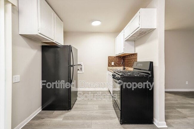 900 Lowdermilk St, Greensboro, NC 27401 - photo 7