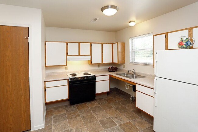 JEFFERSON CROSSING, Kokomo, IN 46901 - photo 5