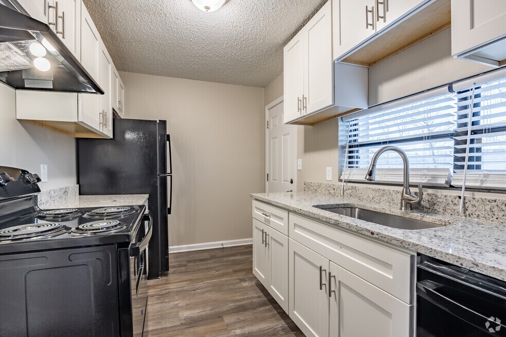 Candler Village 2425 Candler Rd, Decatur, GA