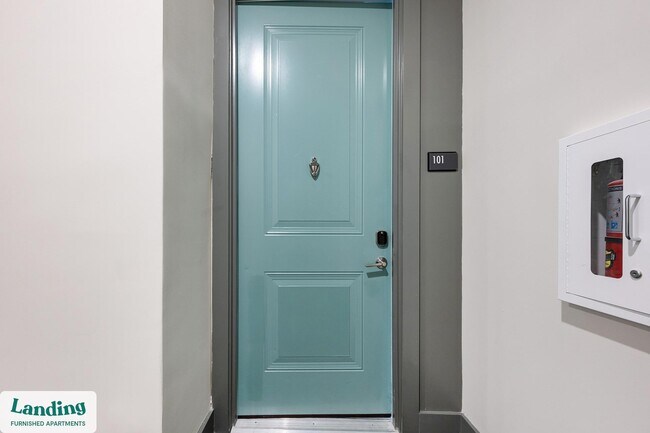 4902 Cosmos Cir unit 107, Wimauma, FL 33598 - photo 2