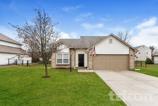 4669 Driftwood Ln, Greenwood, IN 46143