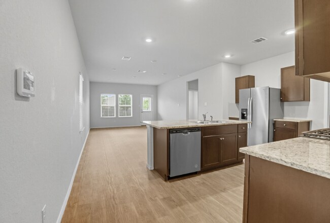 4831 Nueces Path, San Antonio, TX 78253 - photo 4