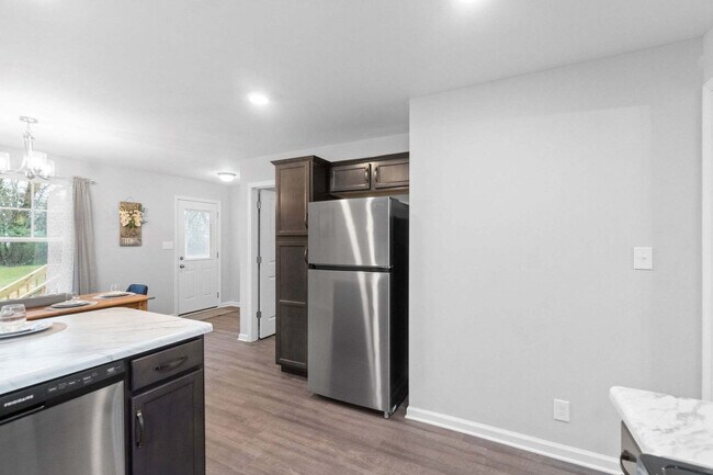 863 Central Ave unit ID1367384P, Clarksville, TN 37040 - photo 6