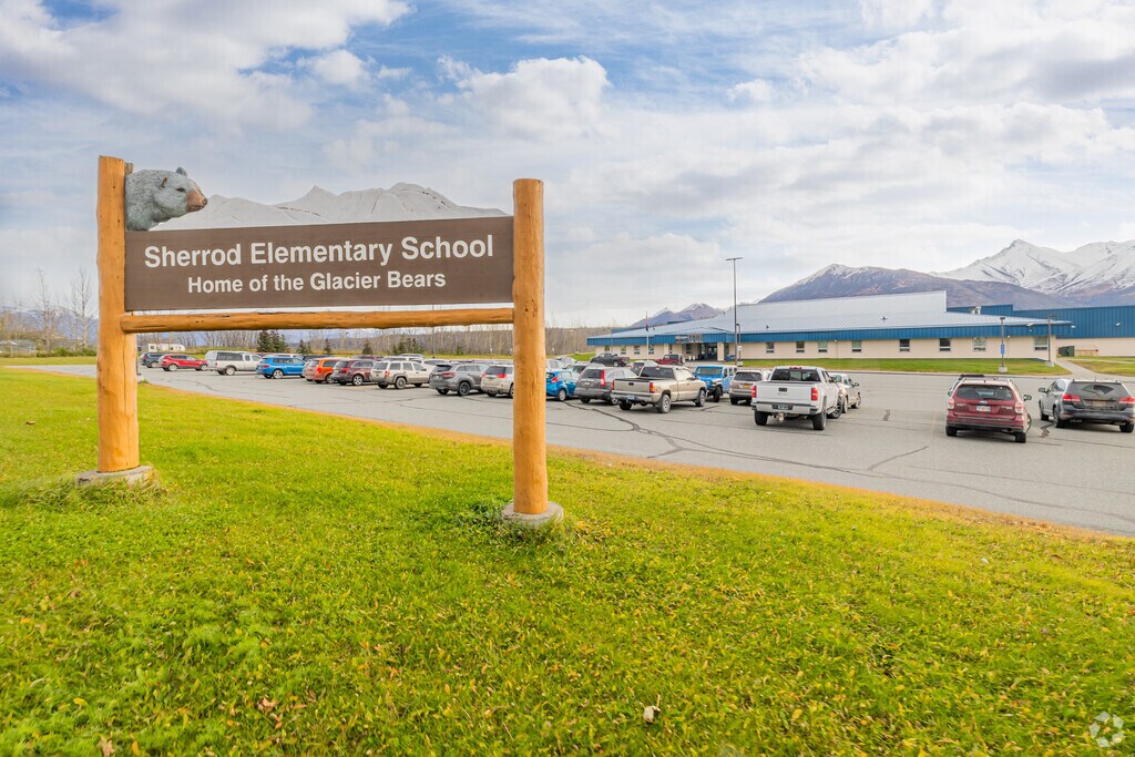 A view of Sherrod Elementary from the street.