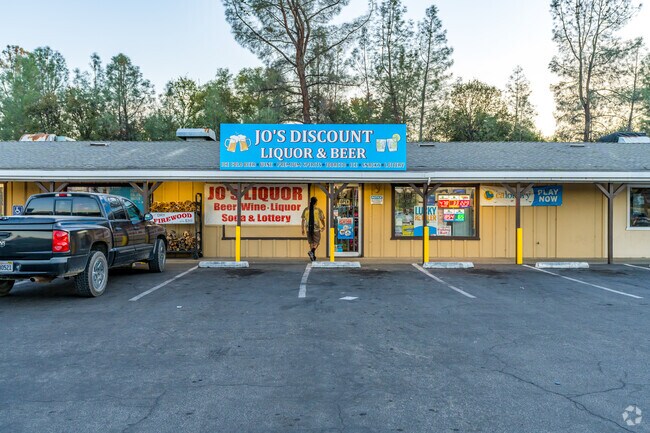 Bangor residents can head to Jo's Discount to shop for snacks and beverages.