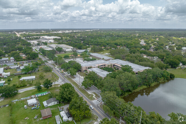 Walden Lake Elementary School, Plant City FL Rankings & Reviews - Homes.com