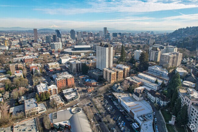 Nice view of the commercial area in Goose Hollow.