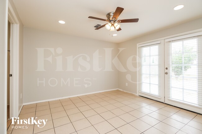 3250 N 26th Place, Phoenix, AZ 85016 - photo 7