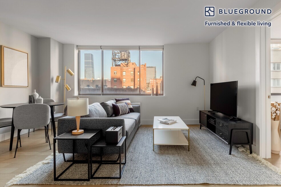 250 W 19th St unit FL7-ID427, New York, NY 10011 - photo 1