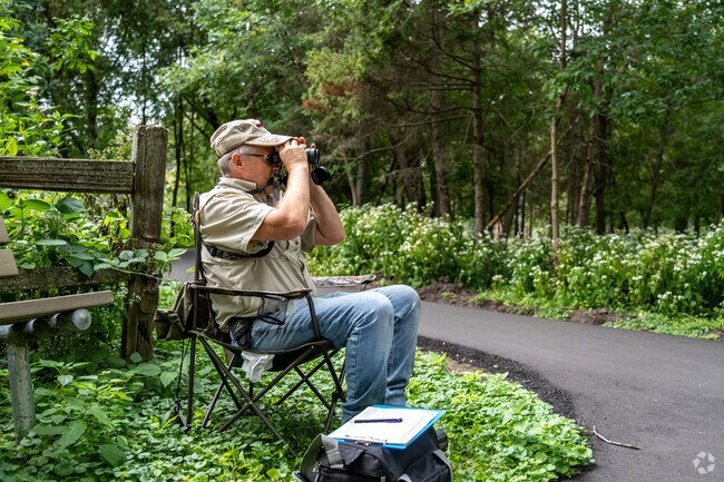 Those interested in bird watching will find many of opportunities at East River Park.
