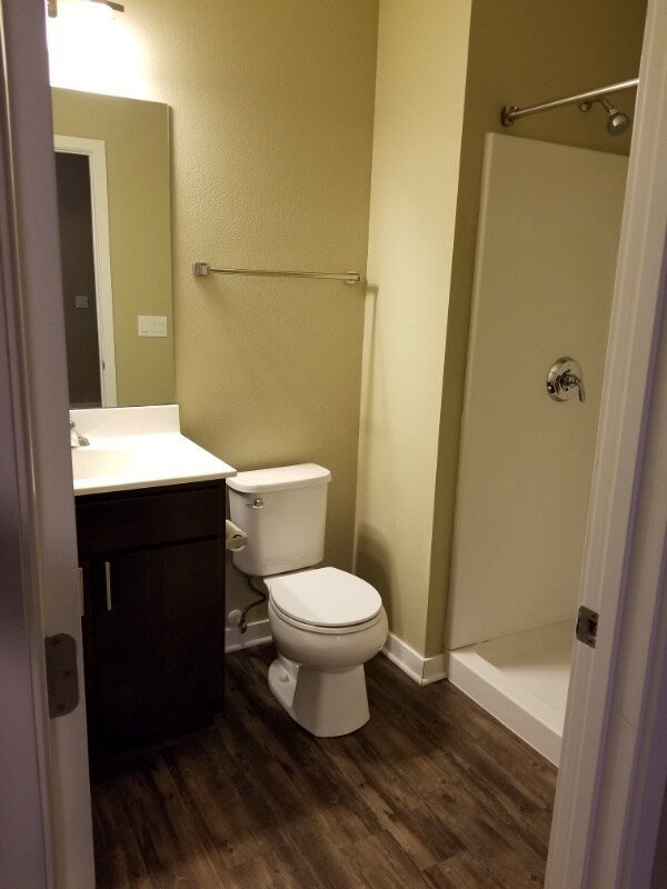 9052 Burkwood Dr, West Des Moines, IA 50266 - photo 6